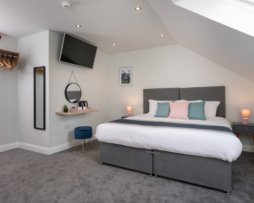 Alt Double Bedroom